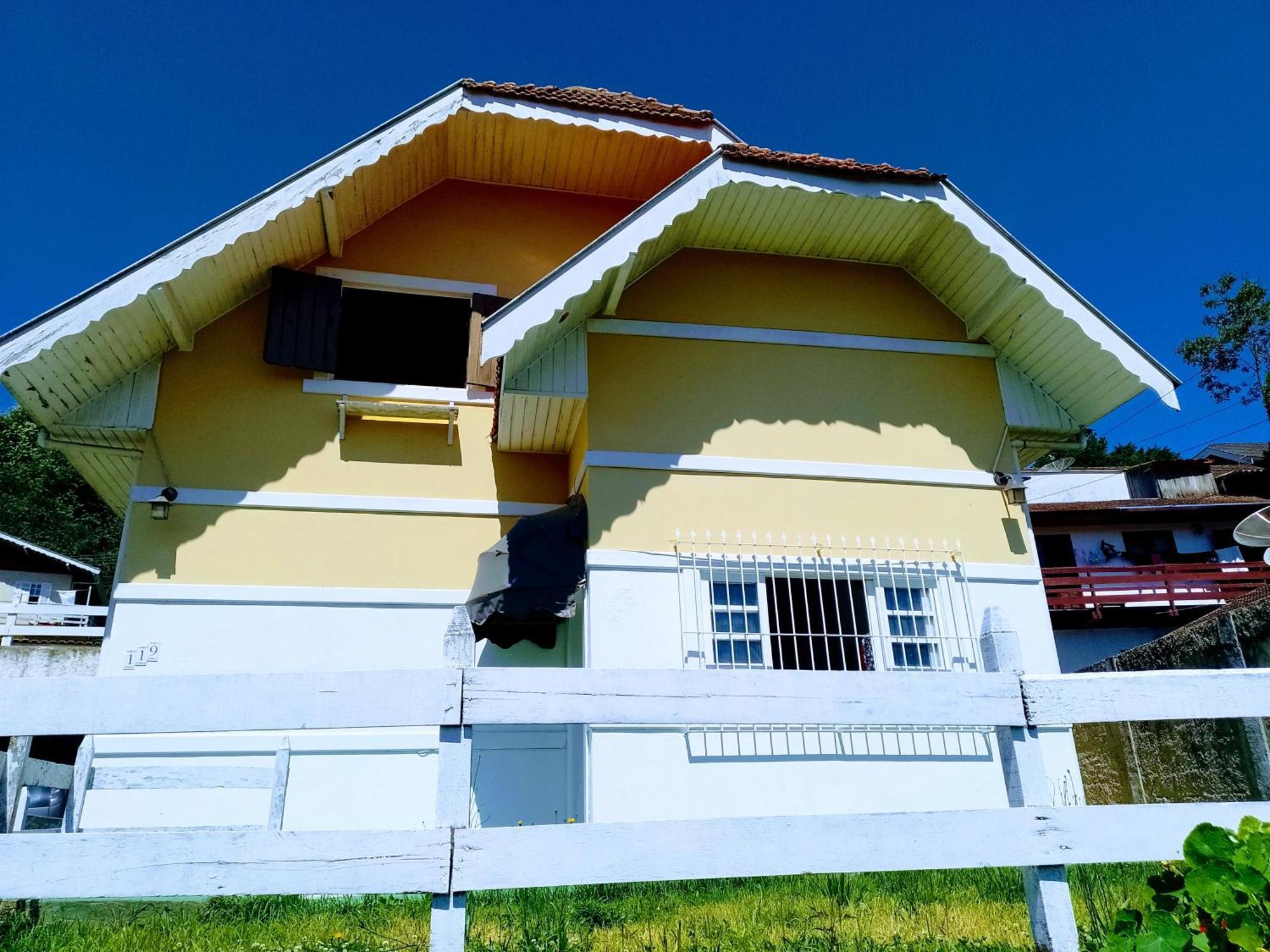 Quartos Para Hospedagem Da Casa Amarela Leilighet Campos do Jordão Eksteriør bilde